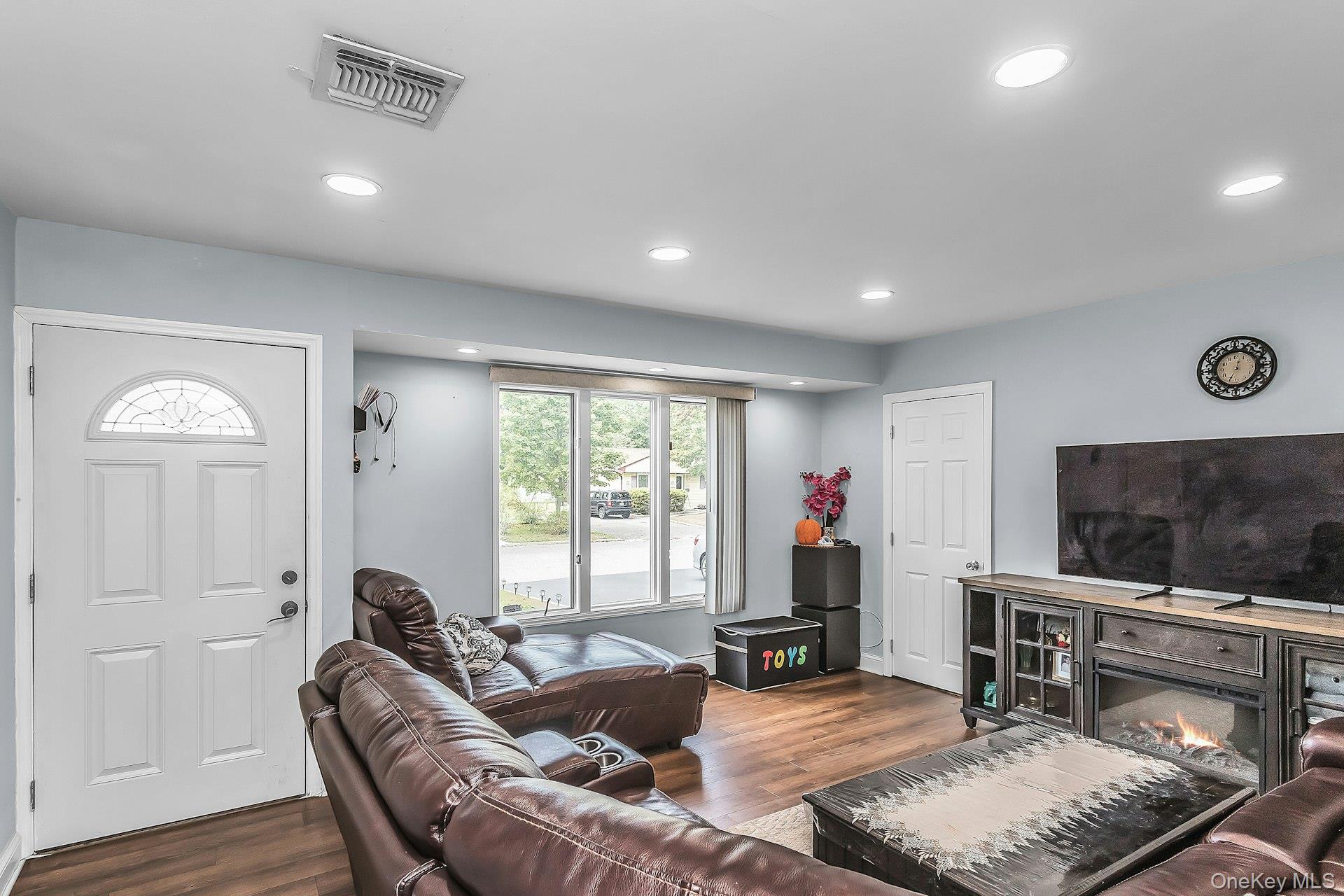 2911 Eagle Avenue – For Sale photo 5