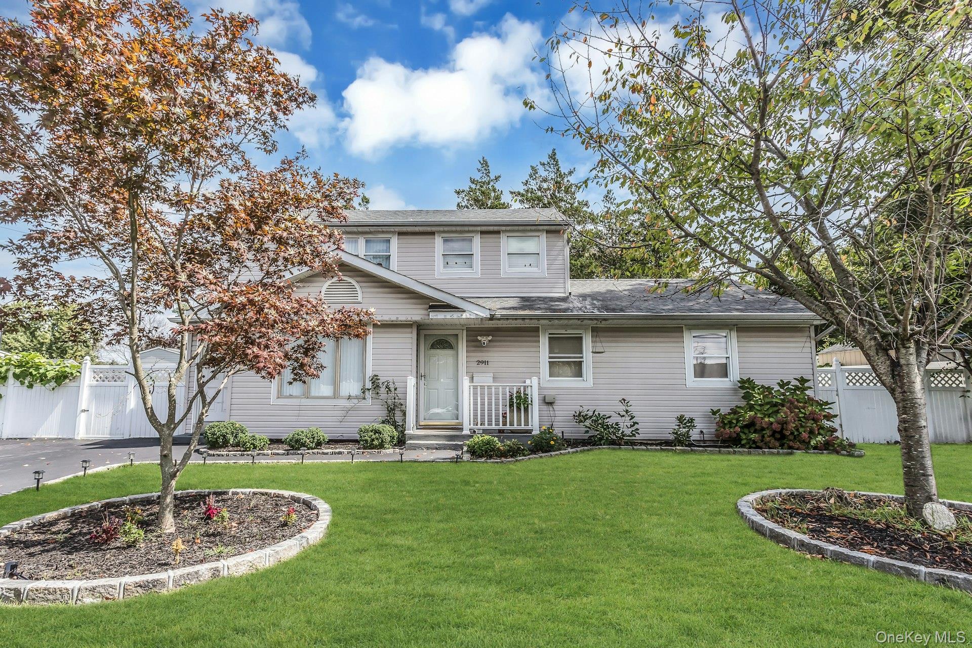 2911 Eagle Avenue – For Sale
