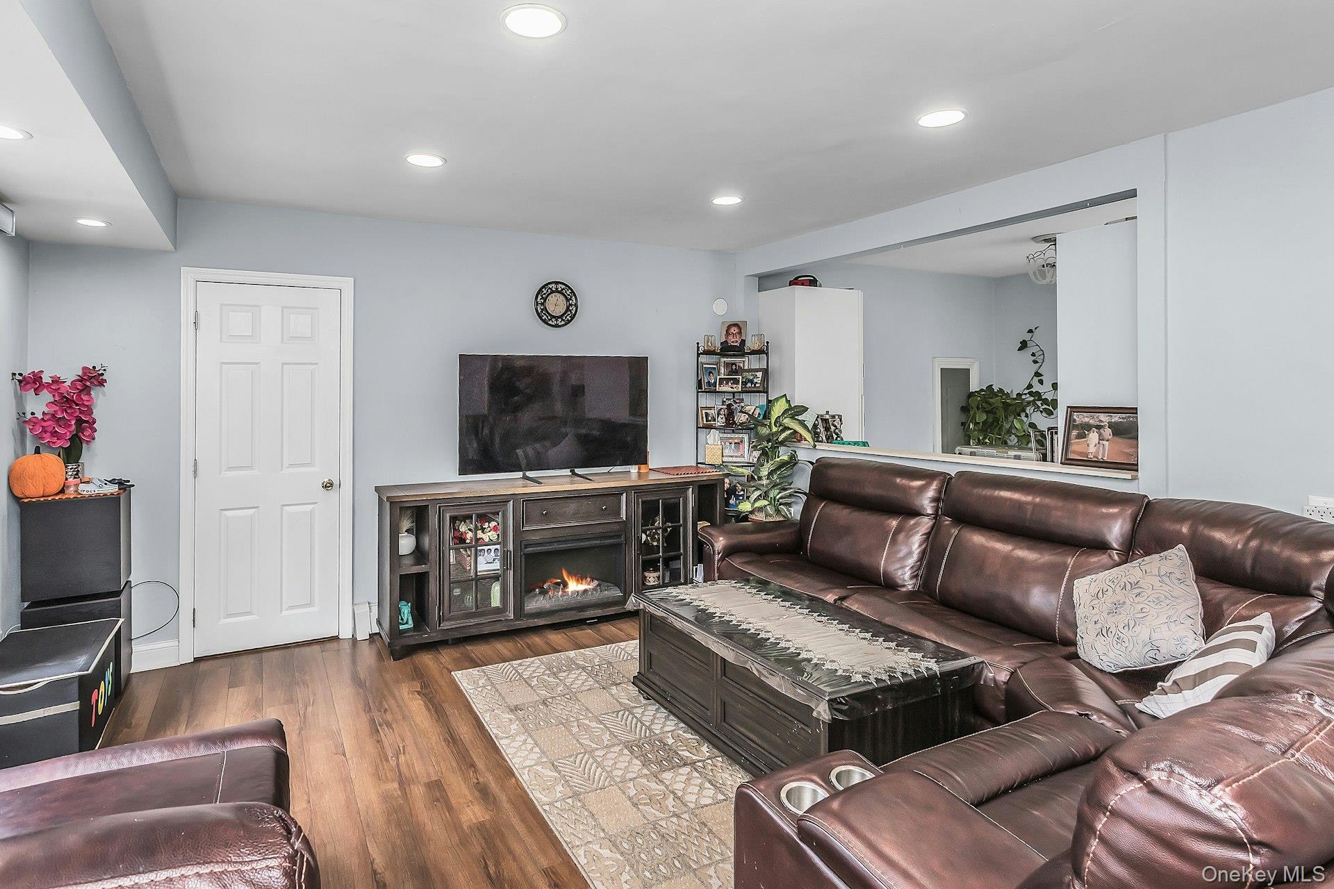 2911 Eagle Avenue – For Sale photo 4