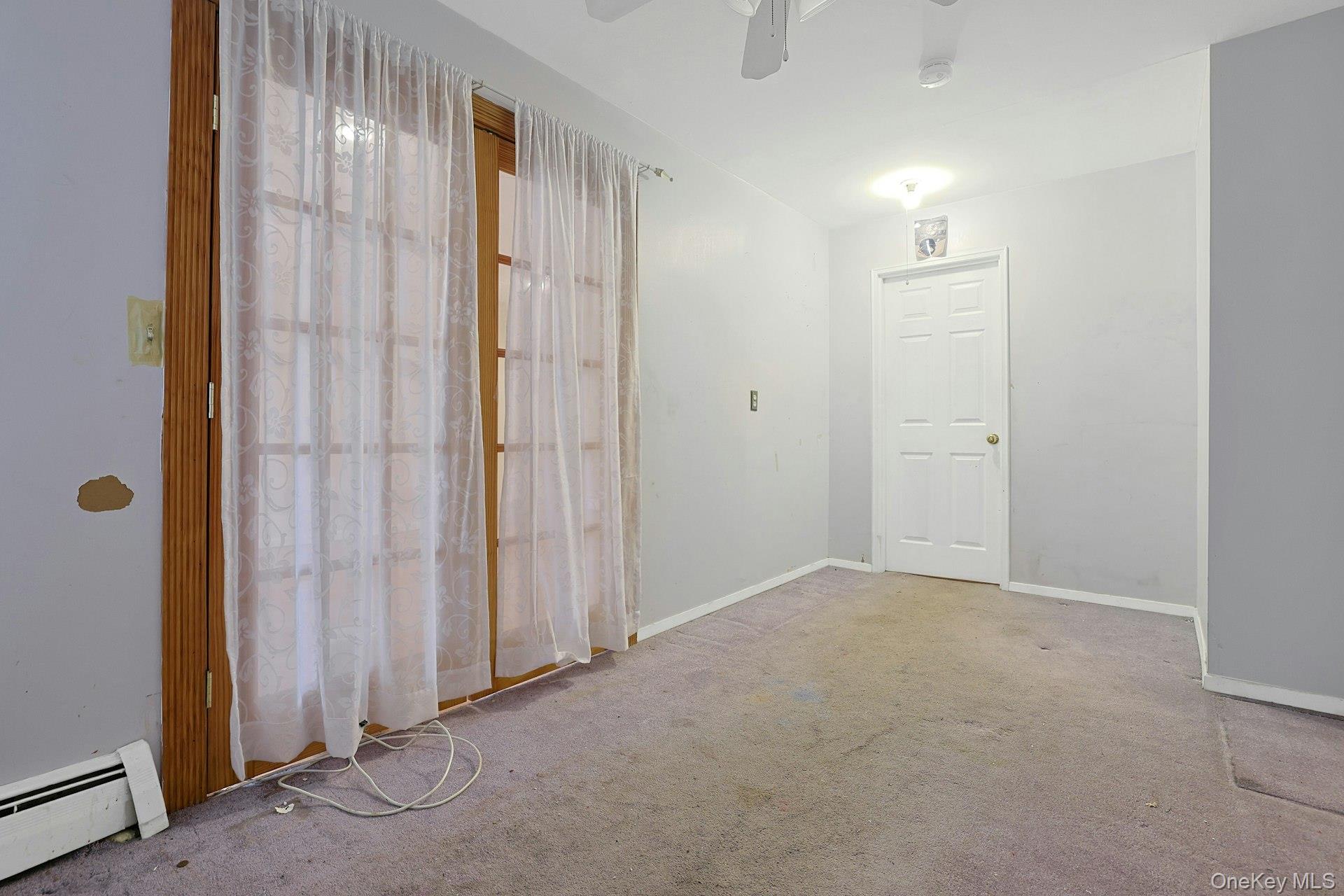 205 Sneden Place W, Unit 205 photo 8