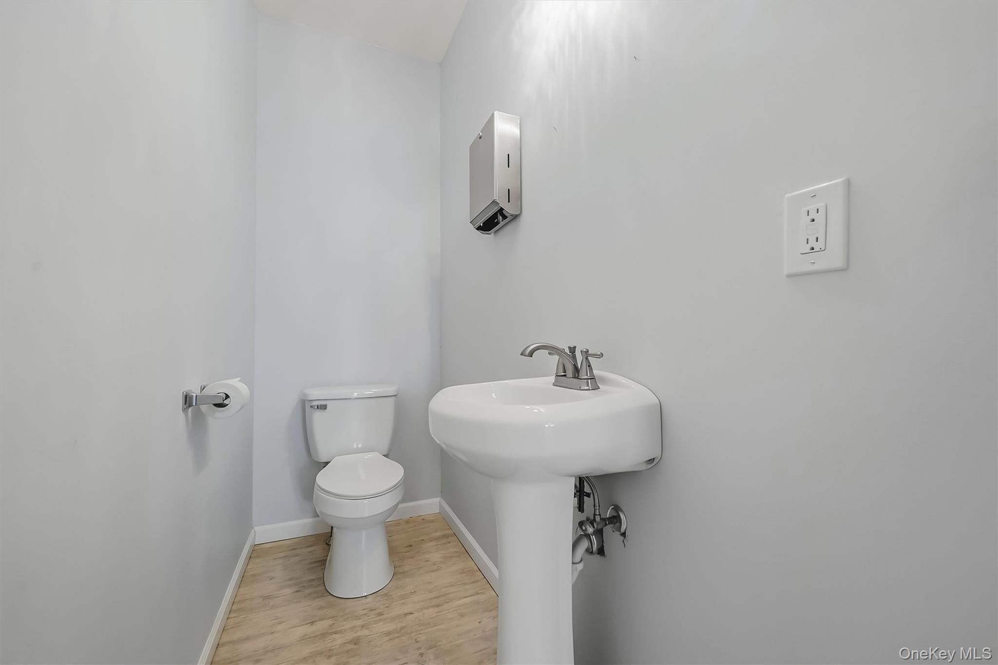 1 Cole Street – For Sale photo 14