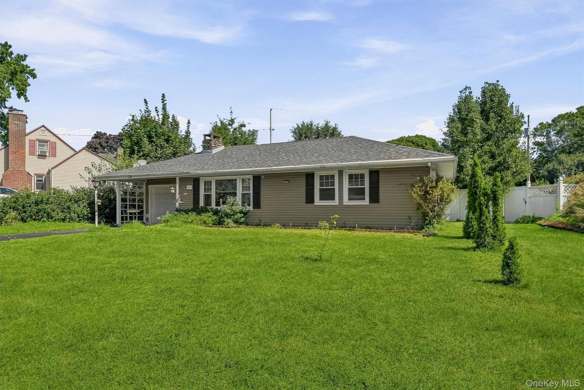 105 Pine Drive – For Sale photo 3
