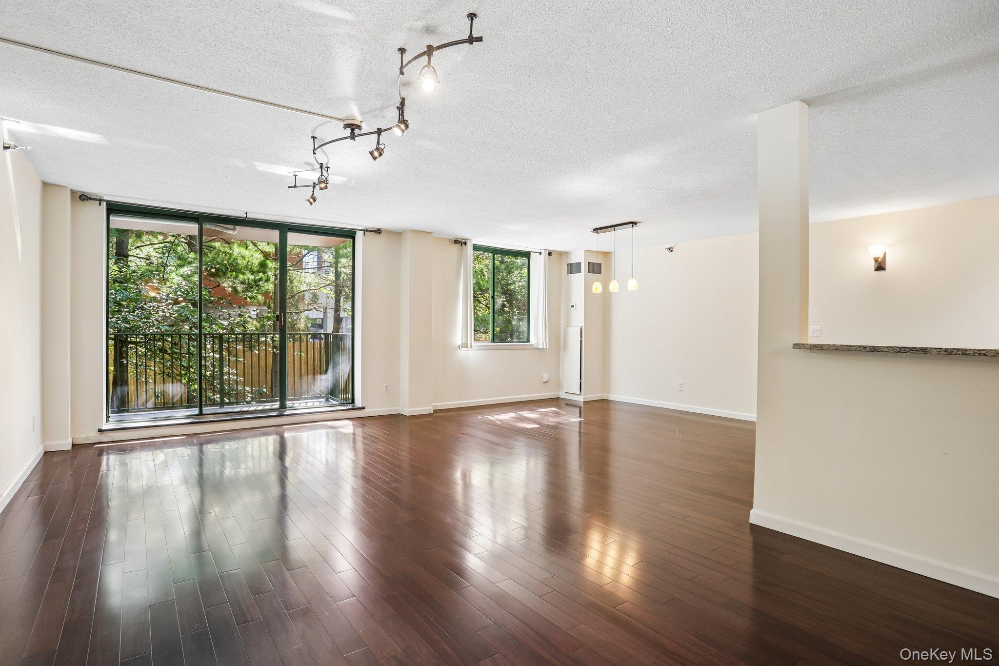 302 Church Street, Unit 2J photo 4