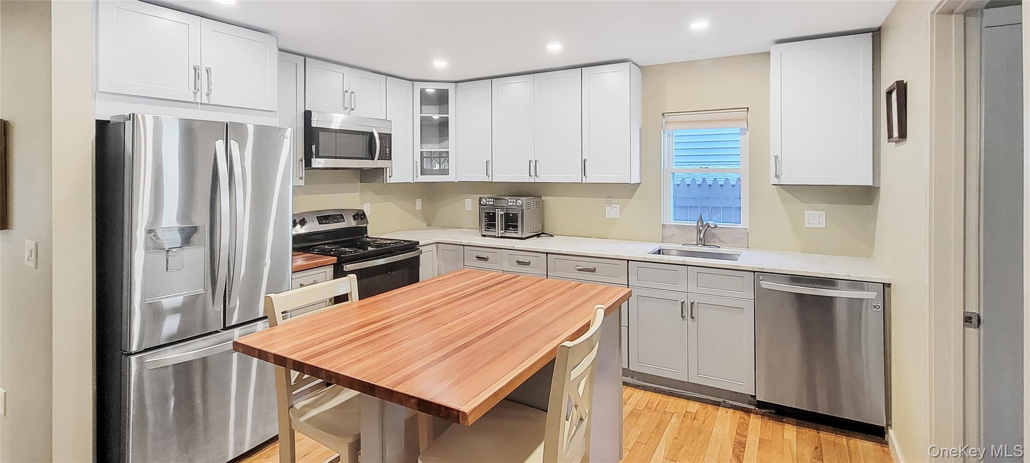 3 Preston Place – For Sale photo 2