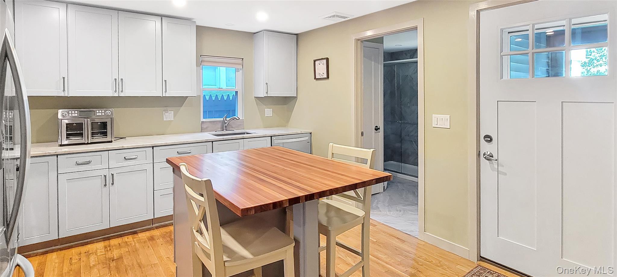 3 Preston Place – For Sale photo 3