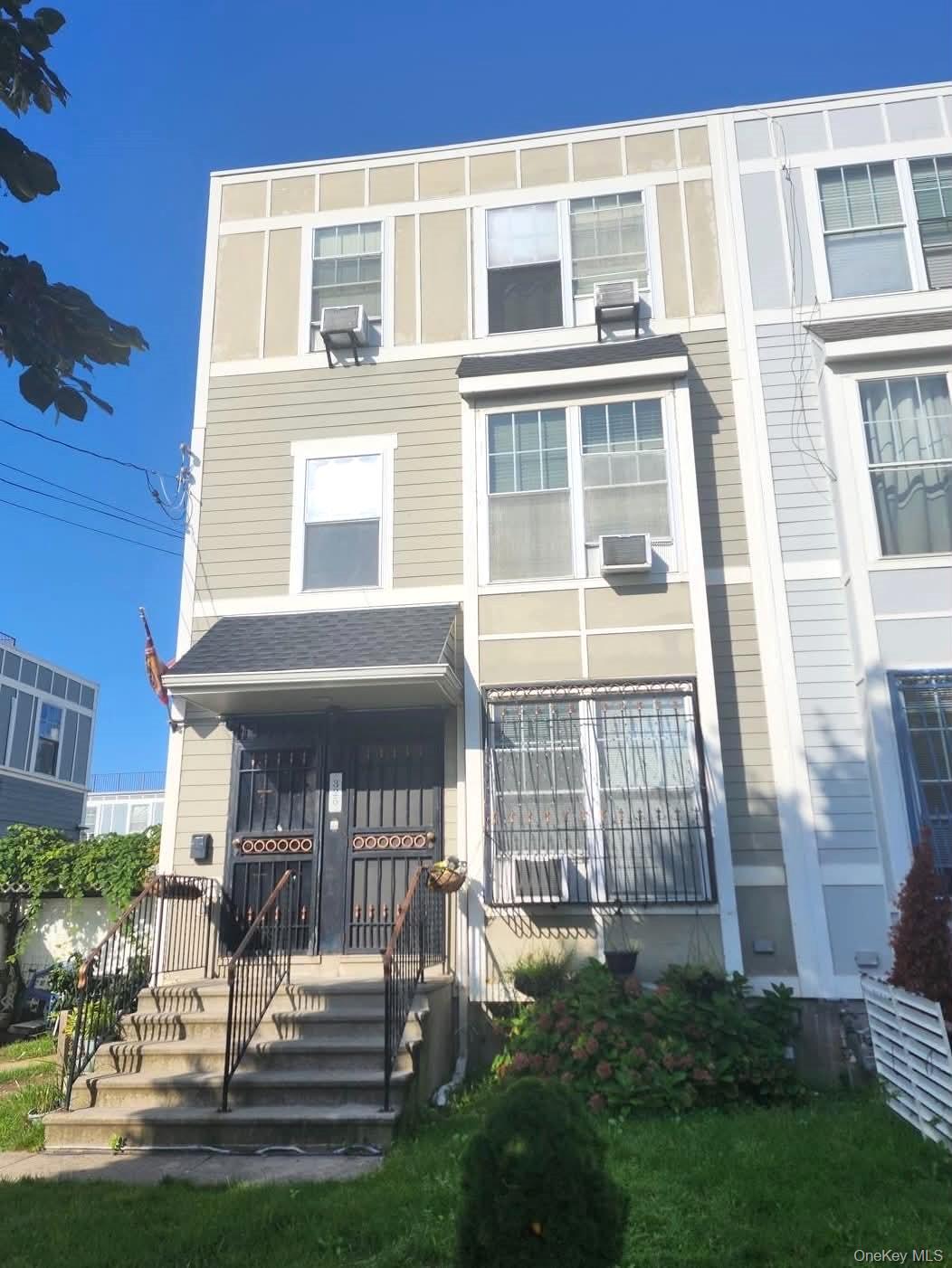 325 Beach 42nd Street – For Sale
