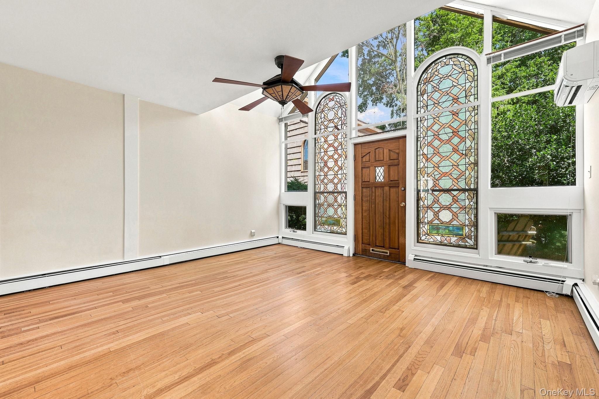 33 Tier Street, Unit E photo 4
