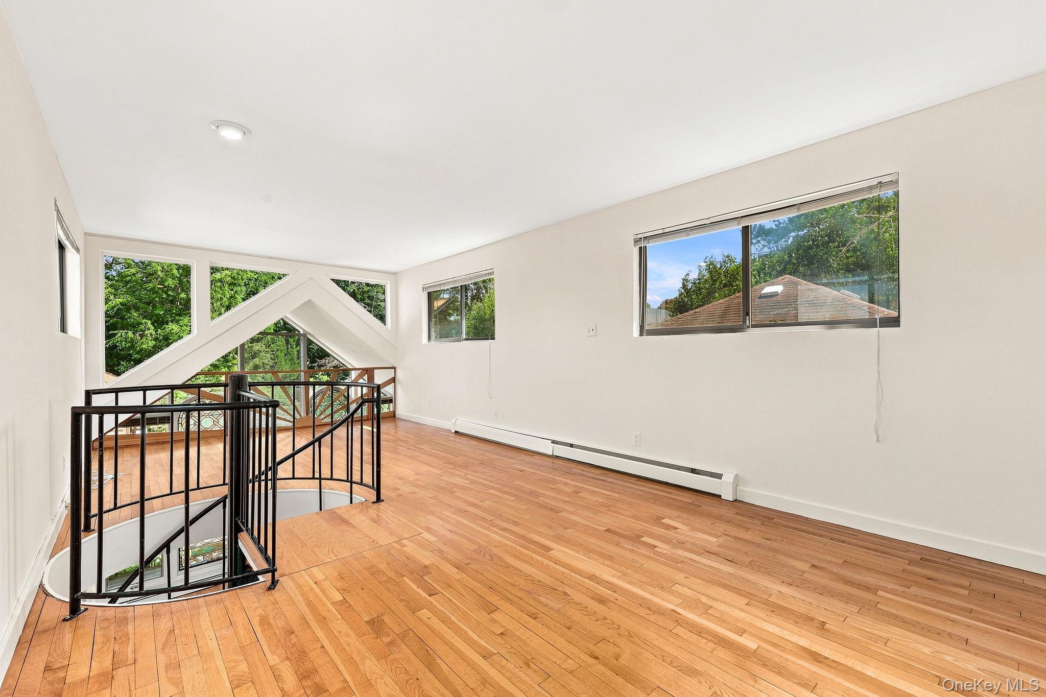 33 Tier Street, Unit E photo 15