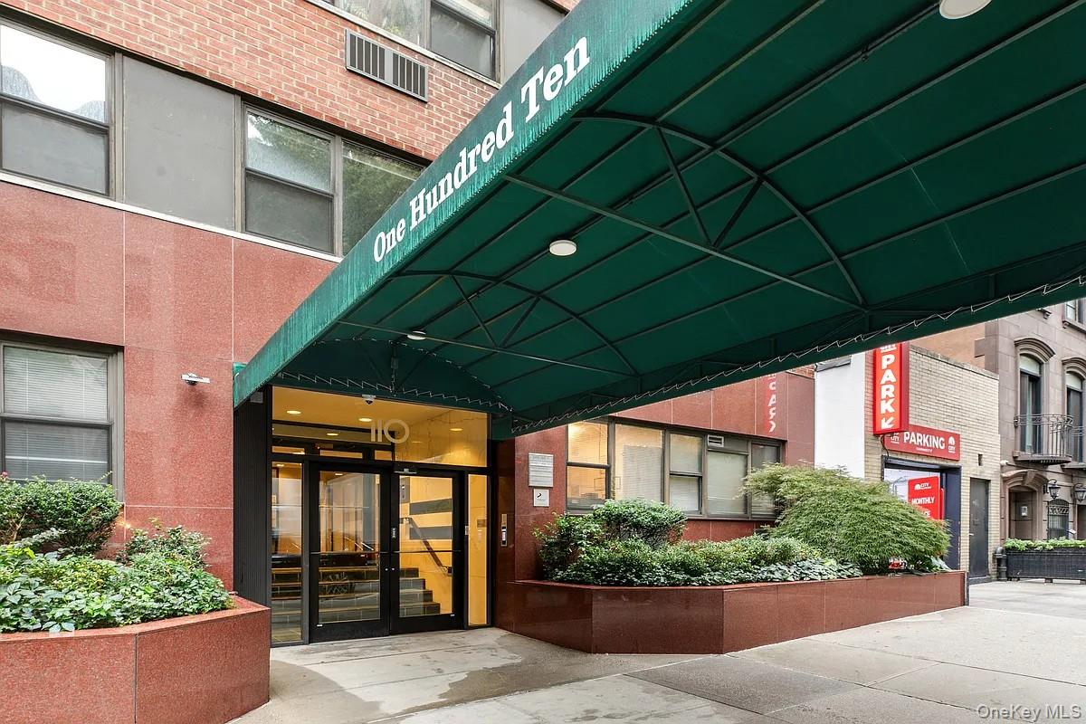 110 E 36th Street, Unit 1E photo 9