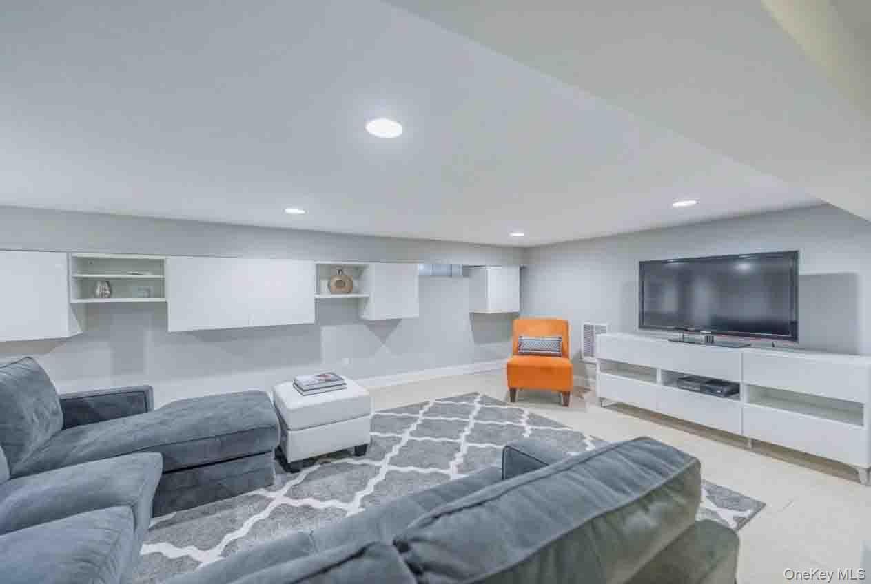 112 Harrison Street – For Sale photo 18