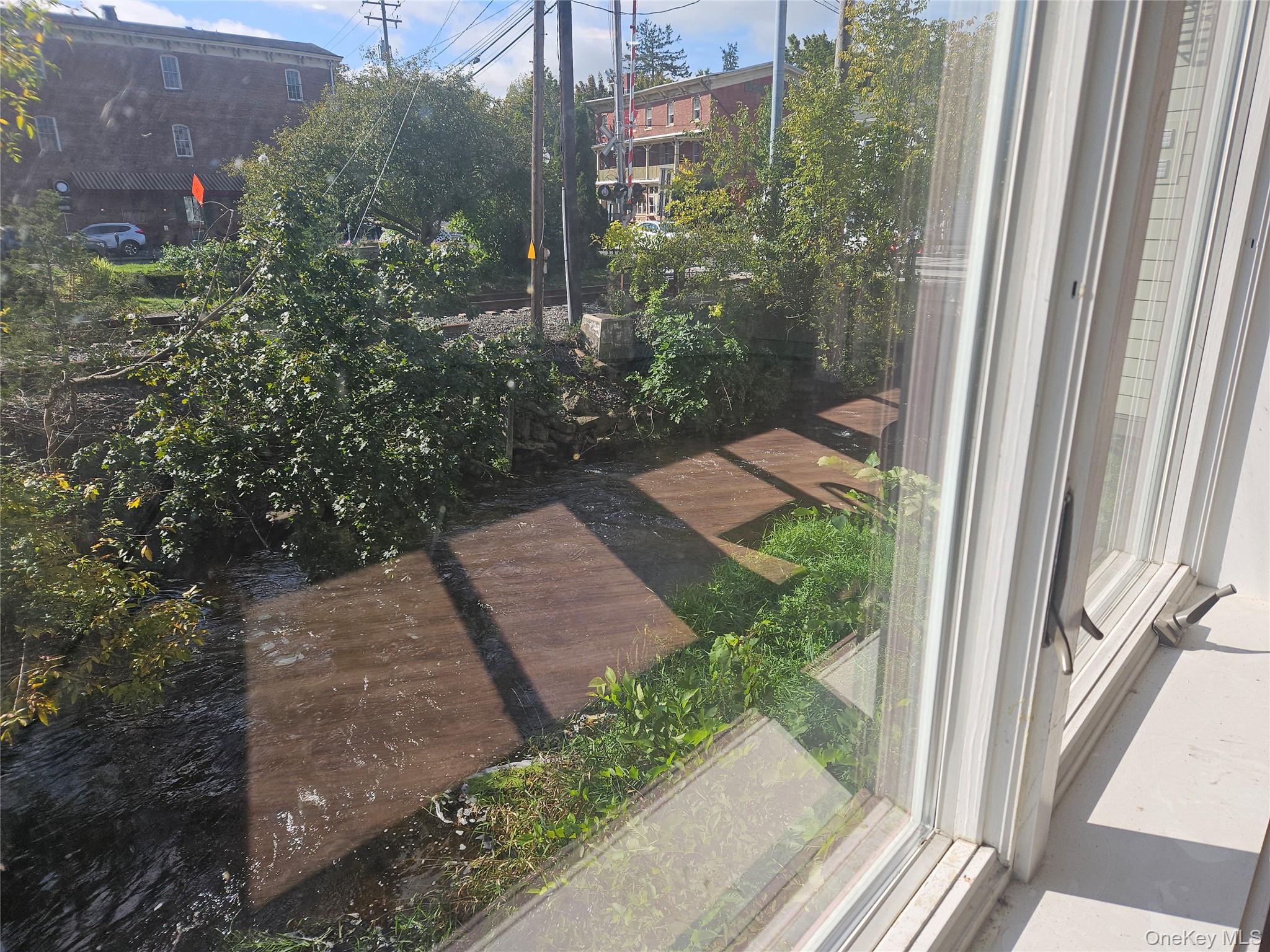 16 Main Street – For Rent photo 13