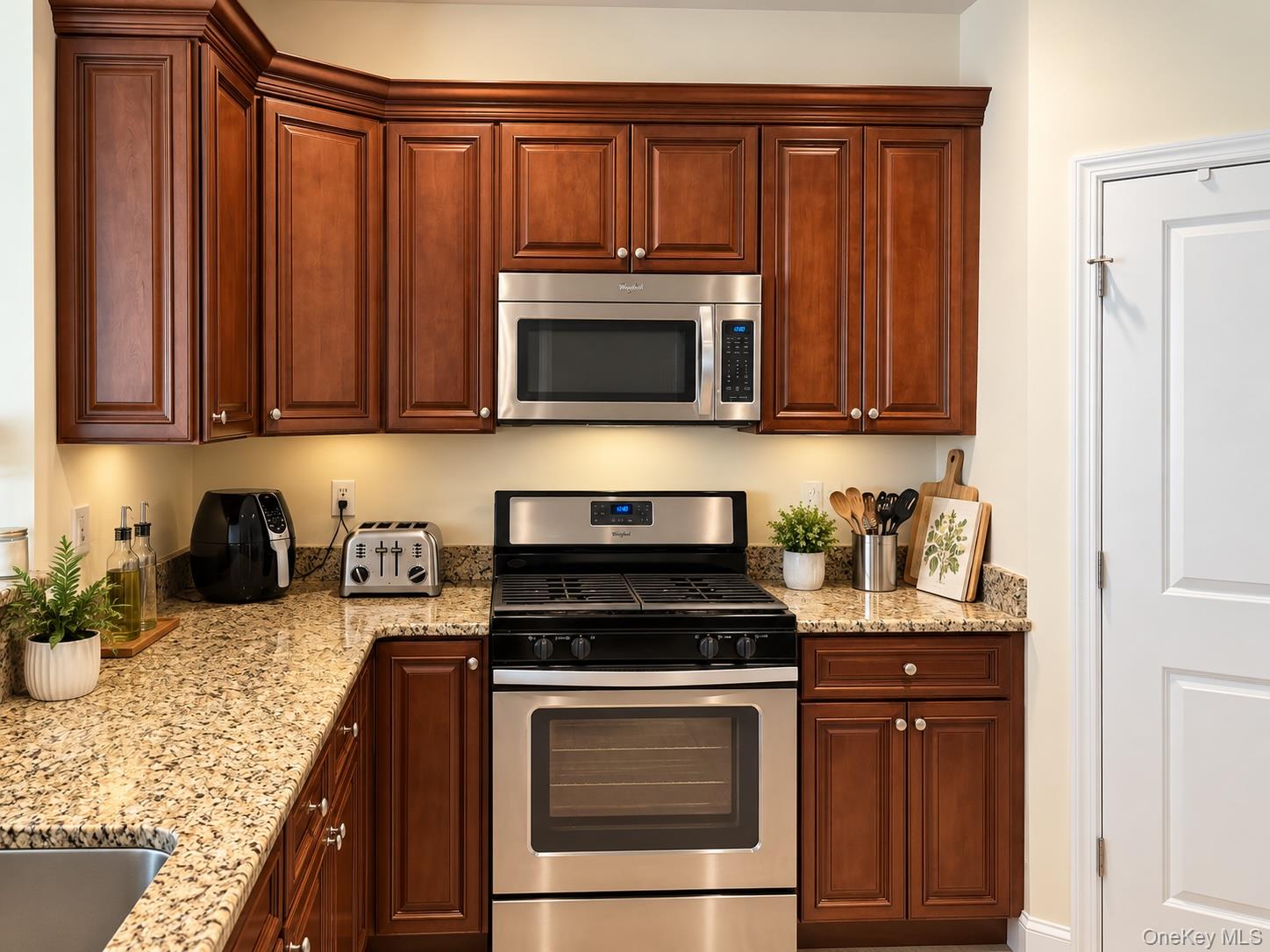 33 Nicole Court – For Rent photo 9