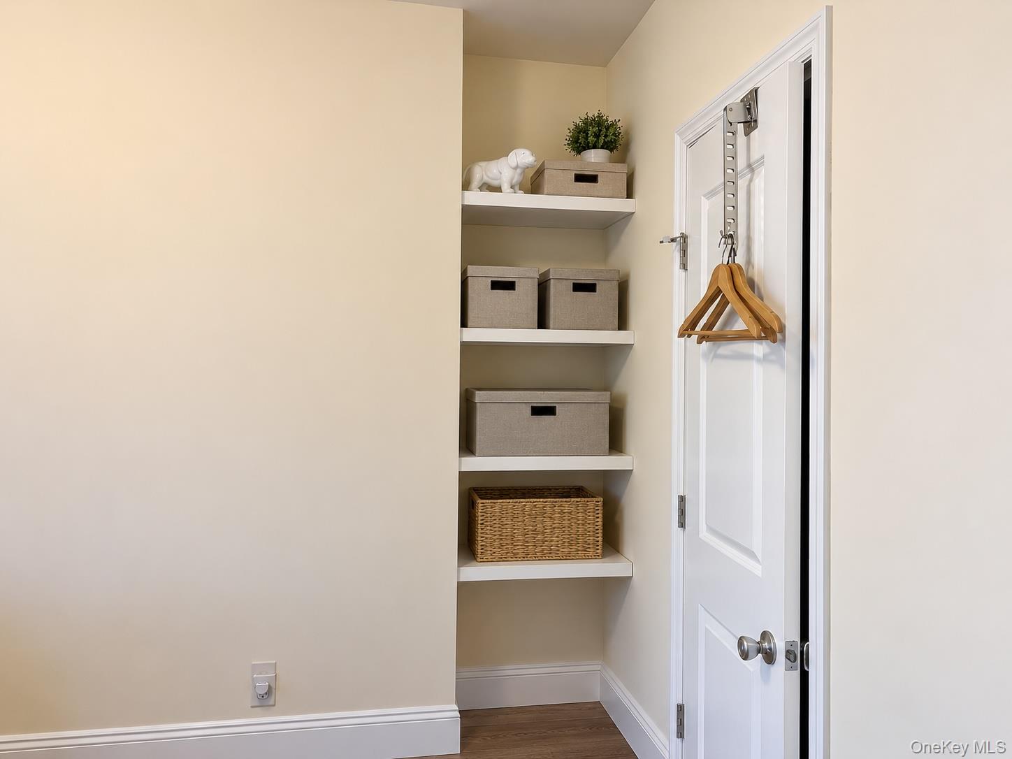 33 Nicole Court – For Rent photo 17