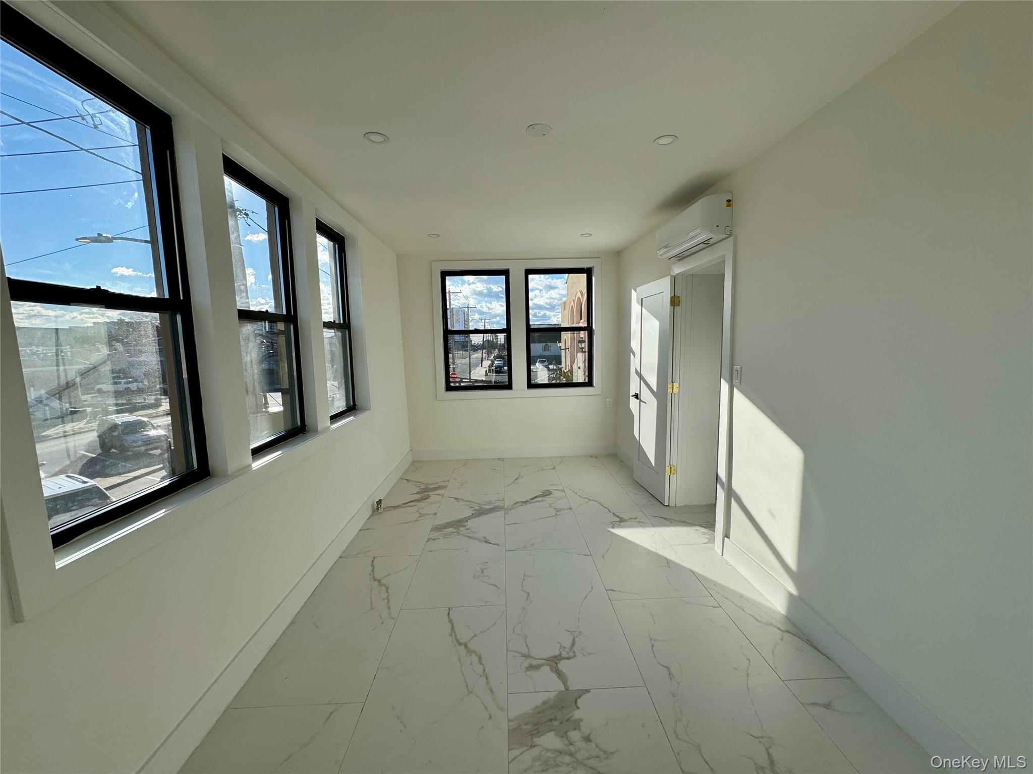 315 Riverside Boulevard, Unit 1 photo 6