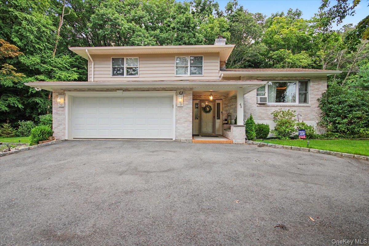 45 Hemlock Trail Court – For Sale photo 3