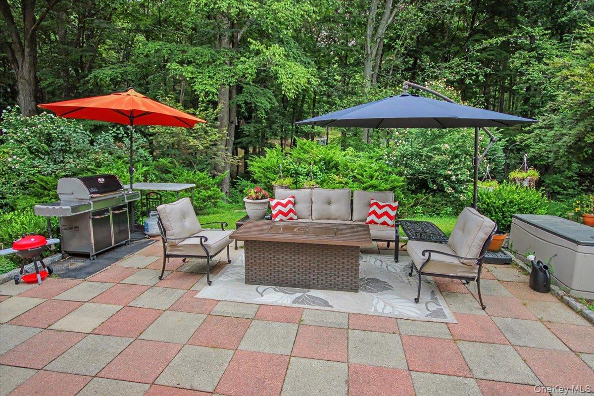 45 Hemlock Trail Court – For Sale photo 5