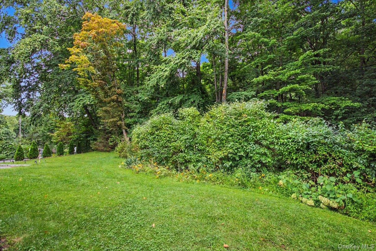 45 Hemlock Trail Court – For Sale photo 7