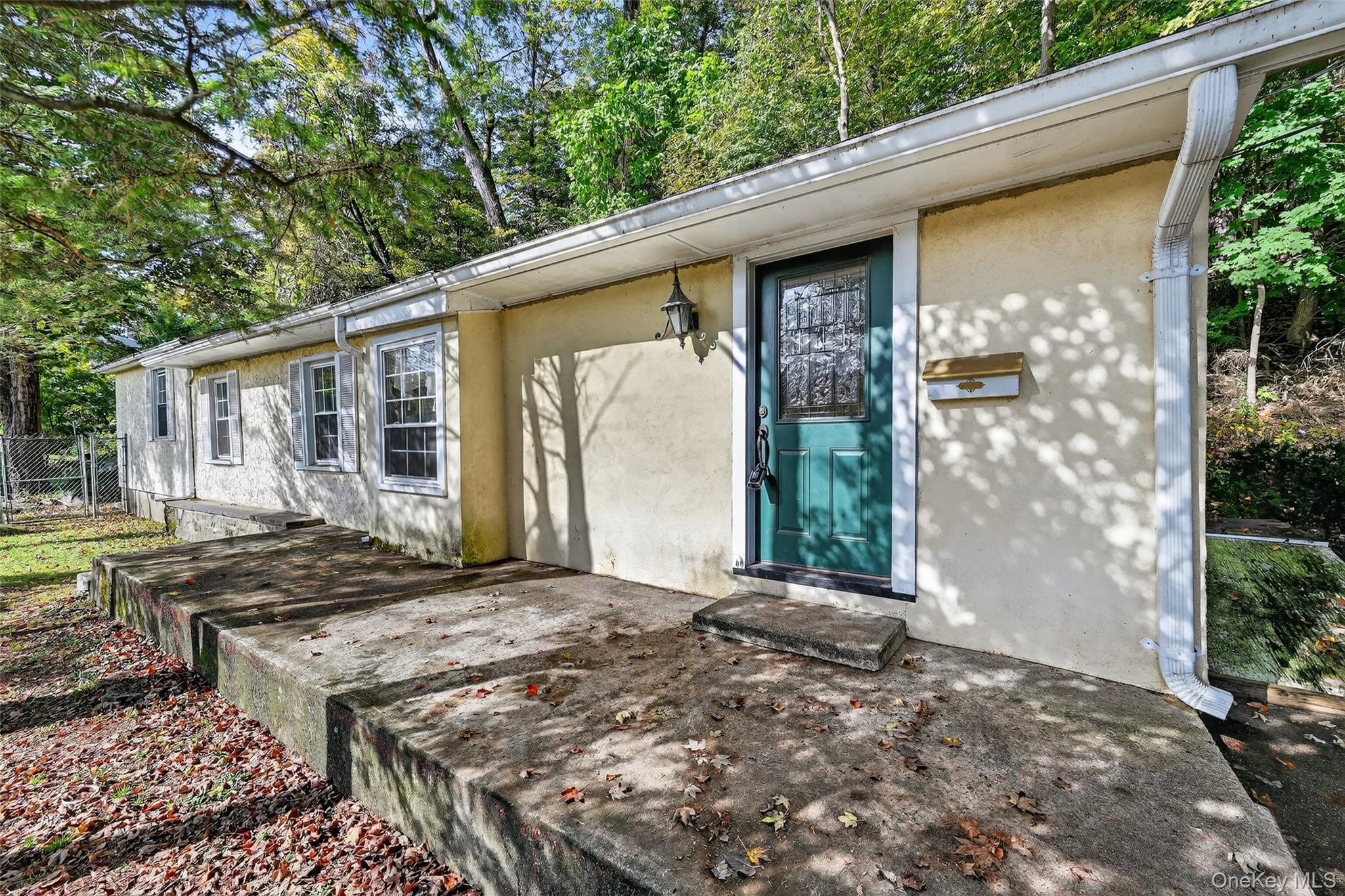 27 Richard Street – For Sale