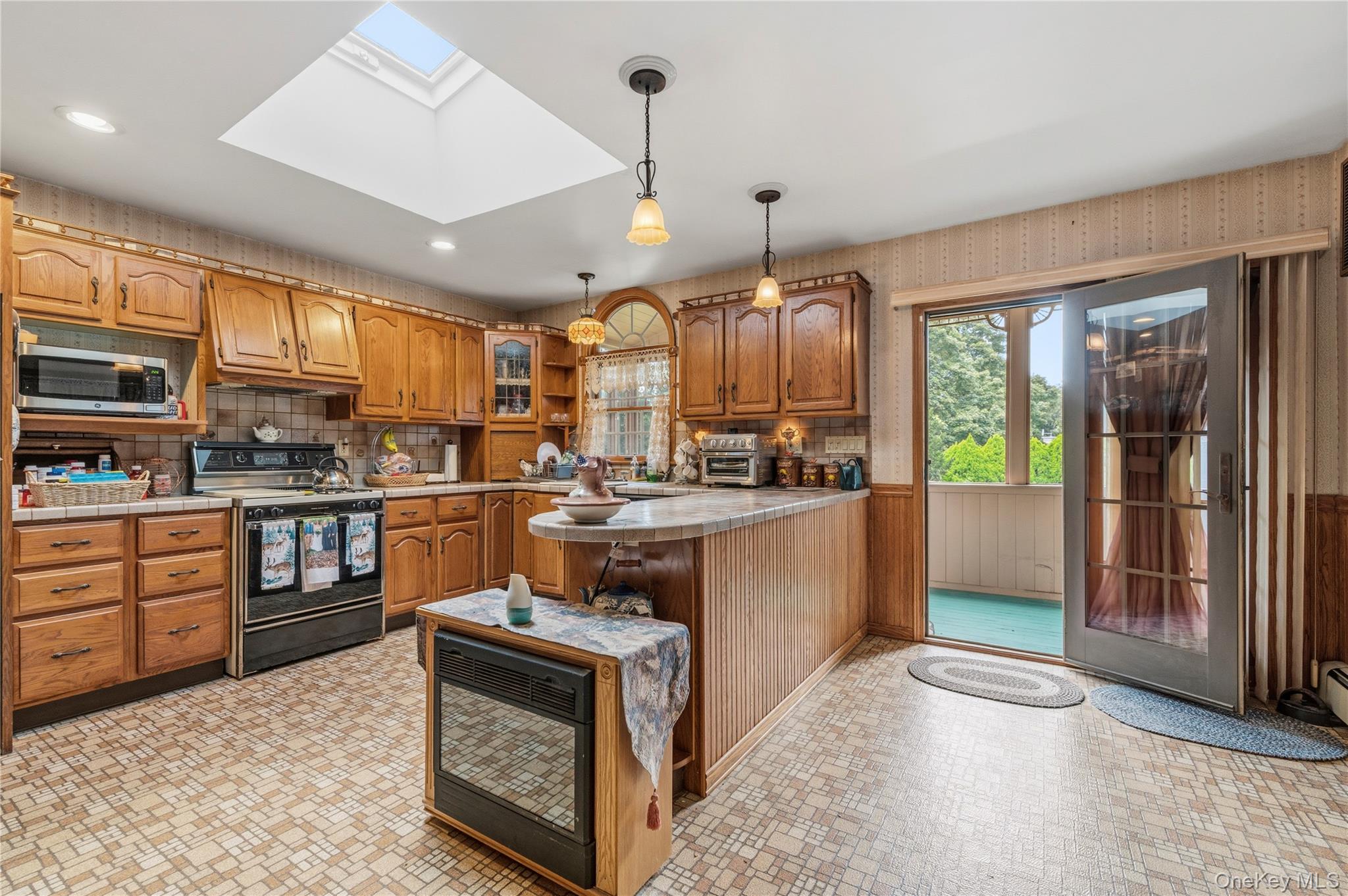 2473 New York Avenue – For Sale photo 9