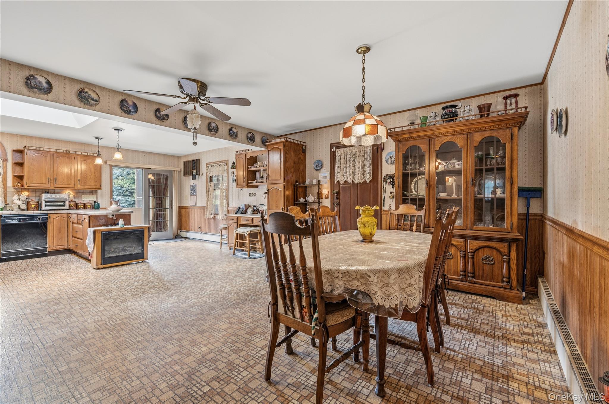 2473 New York Avenue – For Sale photo 5