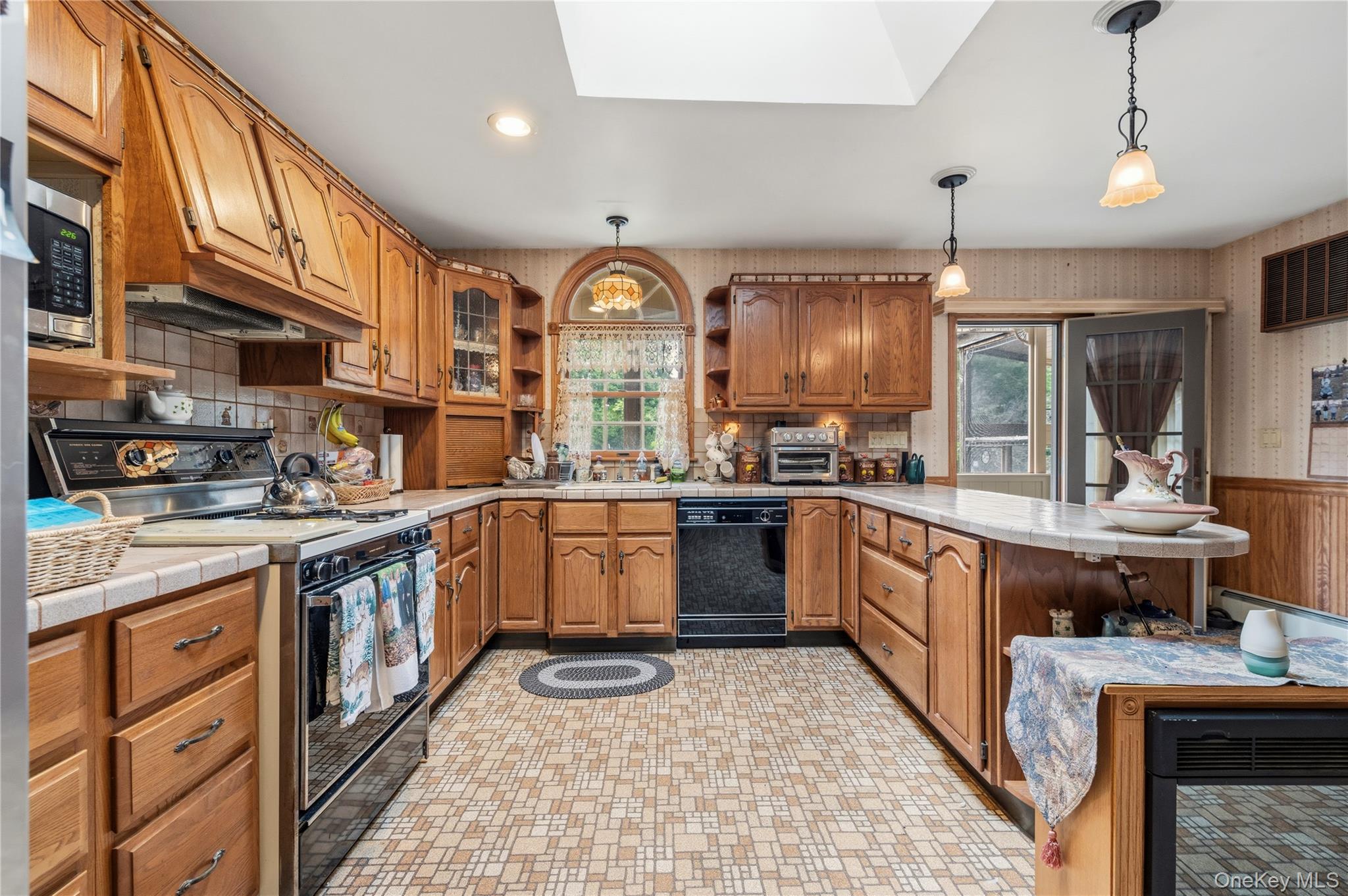 2473 New York Avenue – For Sale photo 8