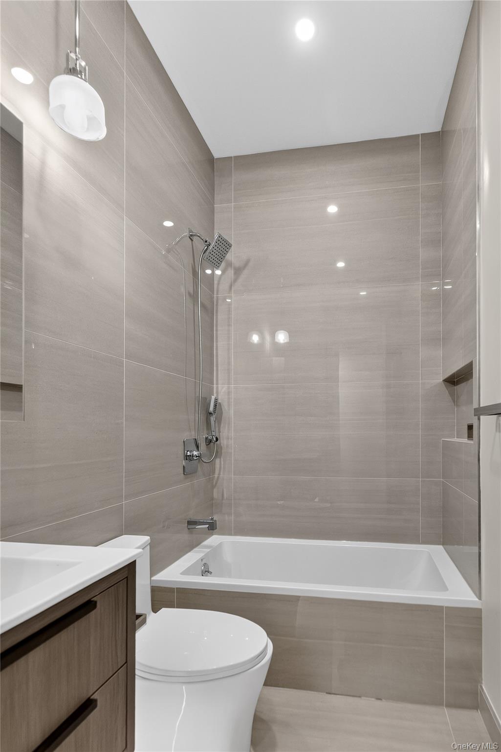 427 E 140 Street, Unit 4 photo 6