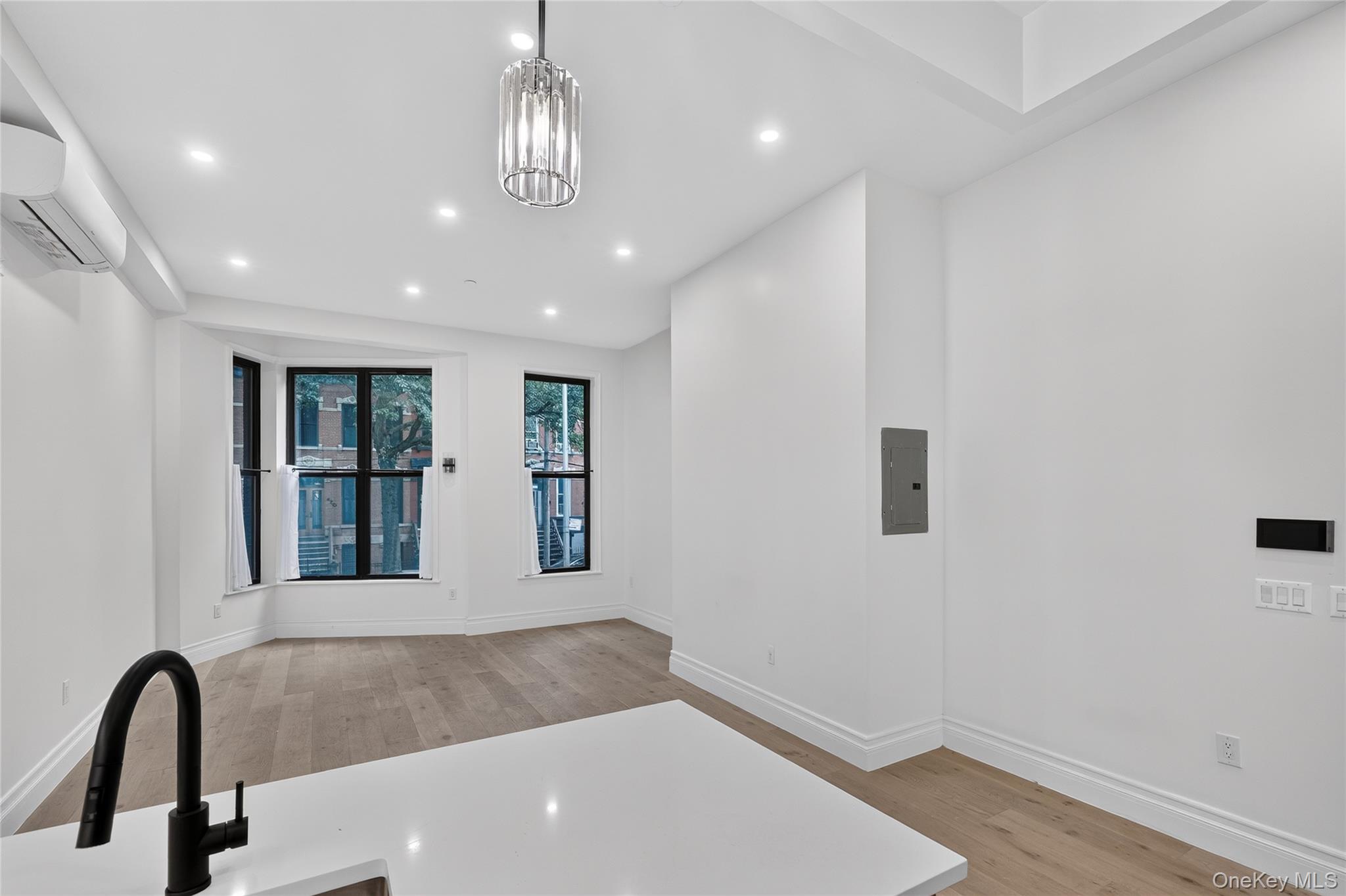 427 E 140 Street, Unit 4 photo 3
