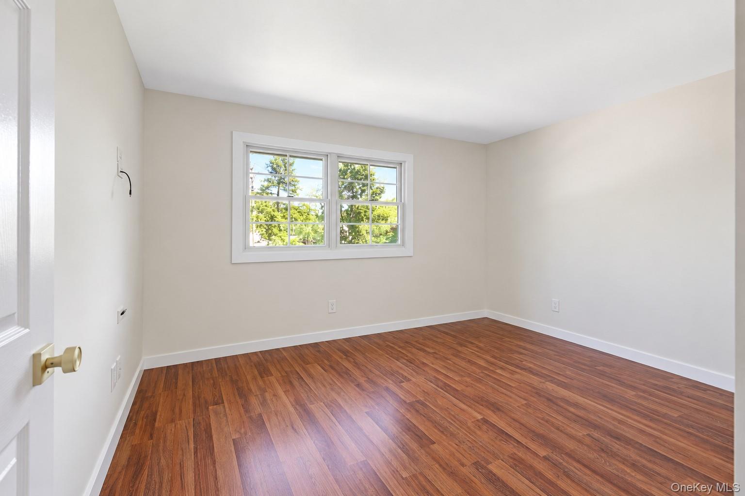 28 Galloway Road – For Sale photo 36