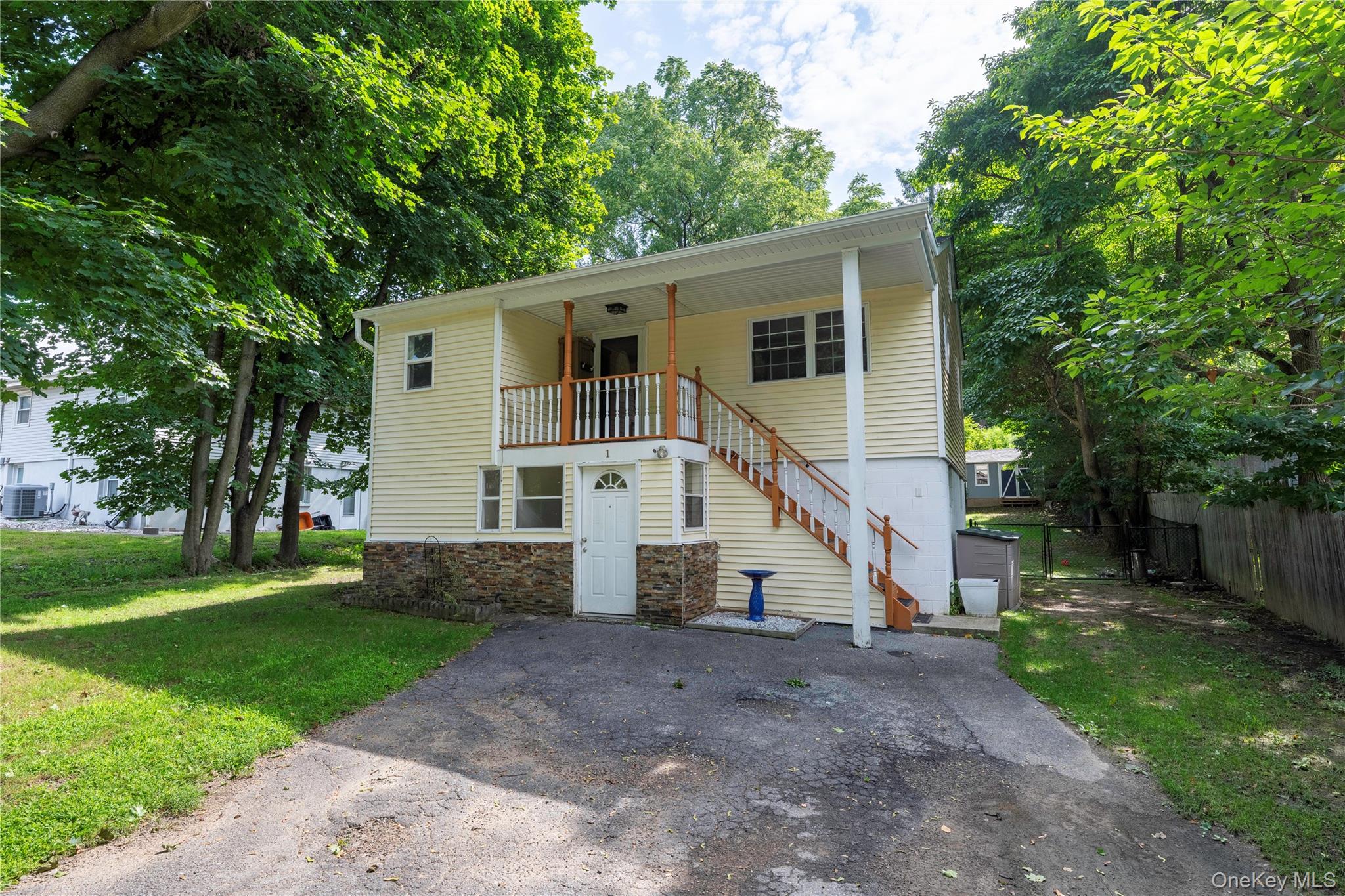 1 Zias Drive – For Sale photo 3
