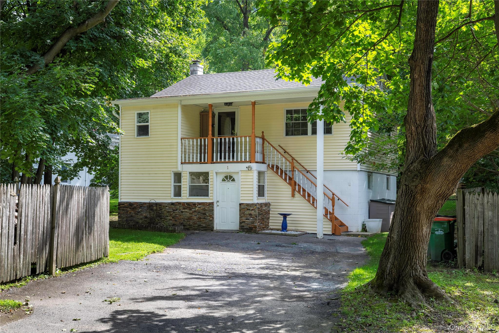 1 Zias Drive – For Sale photo 2