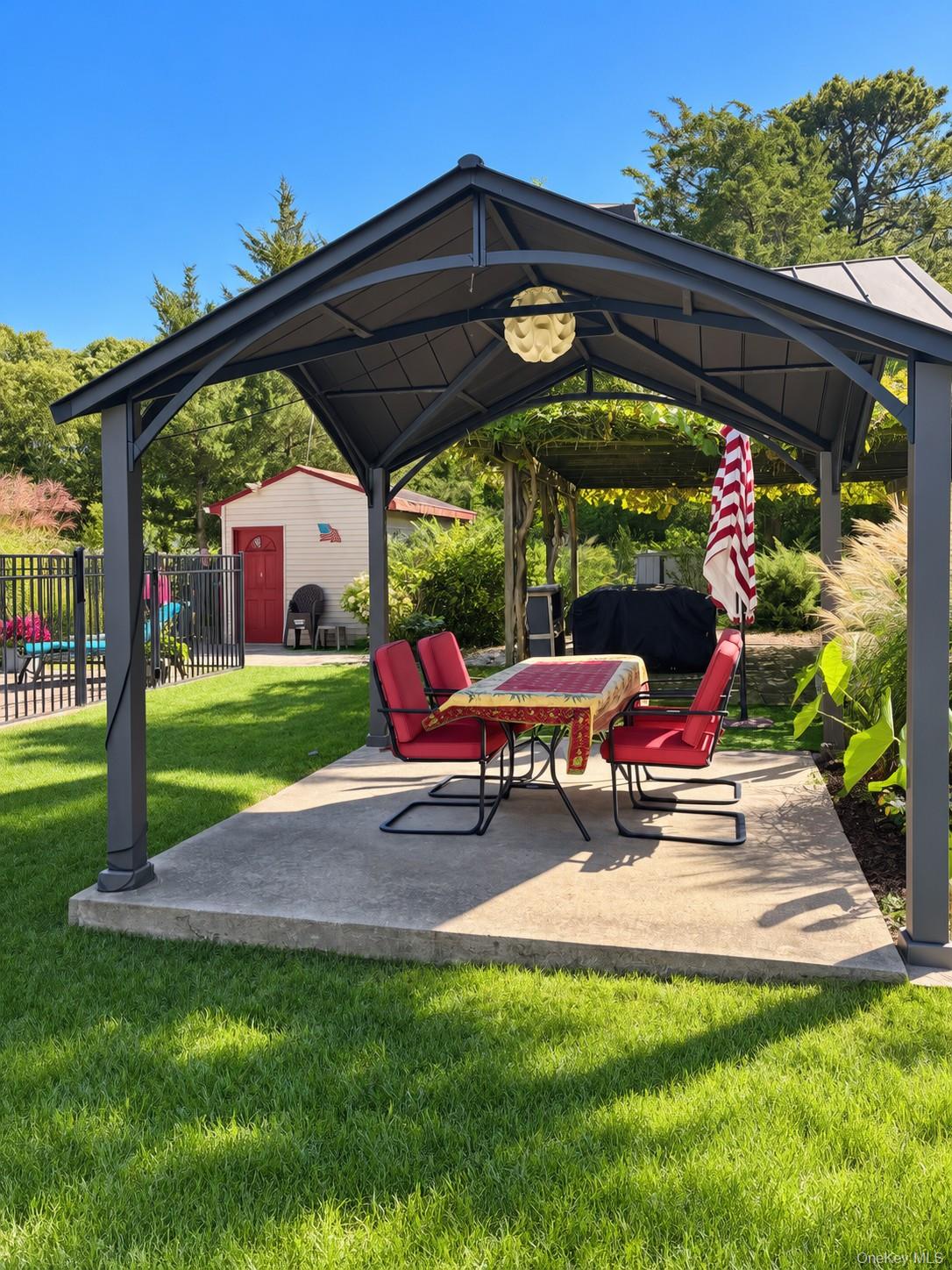 32 Pine Street – For Sale photo 5