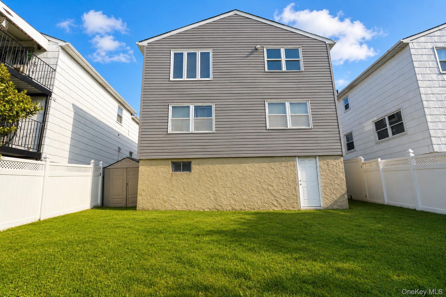 947 Bard Avenue – For Sale photo 25