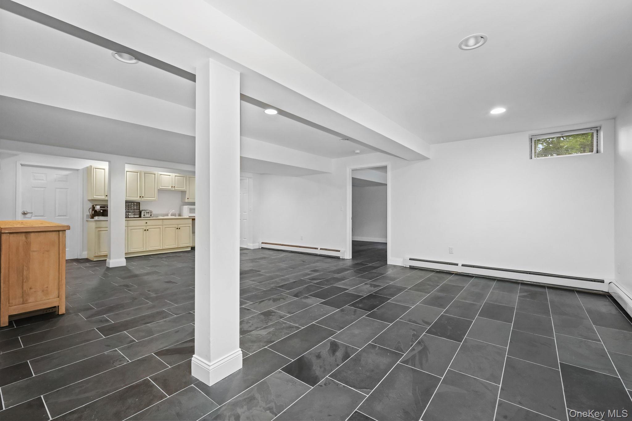 13 Hyatt Lane – For Sale photo 28