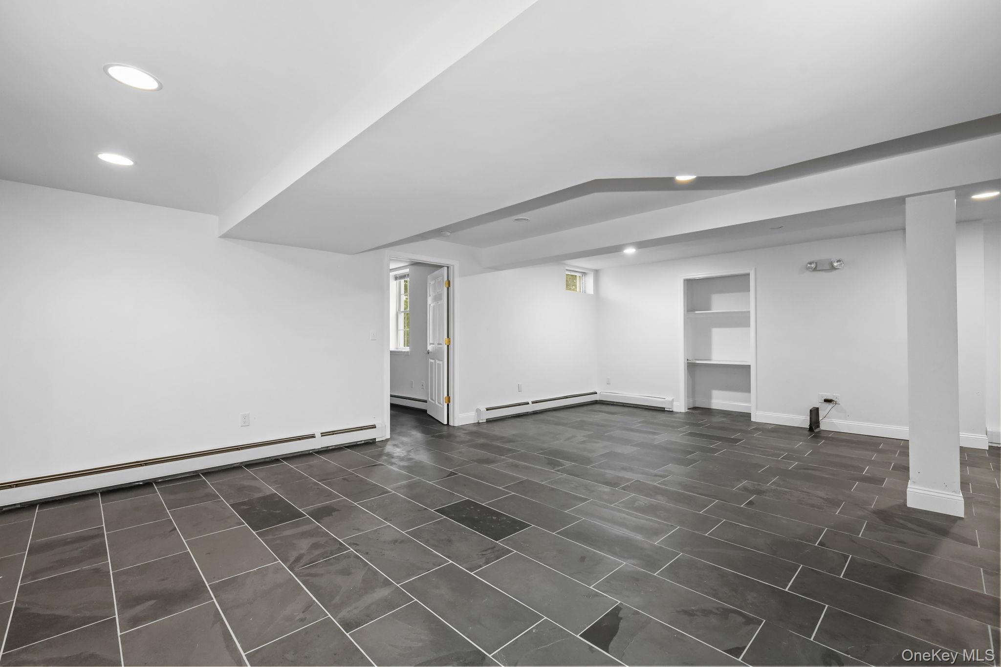 13 Hyatt Lane – For Sale photo 29