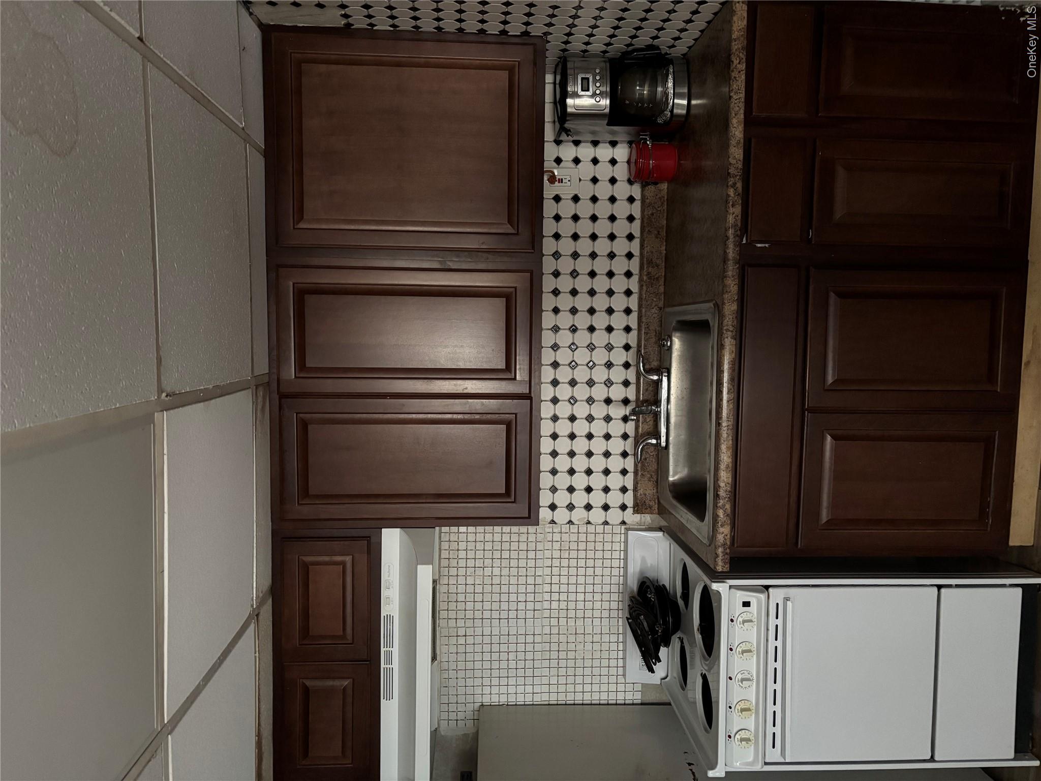 52 Lincoln Place, Unit 1 photo 5