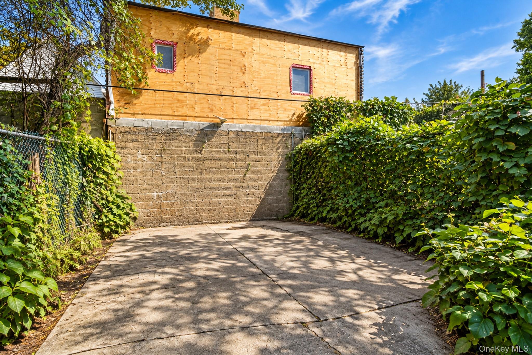 121 Montauk Avenue – For Sale photo 24