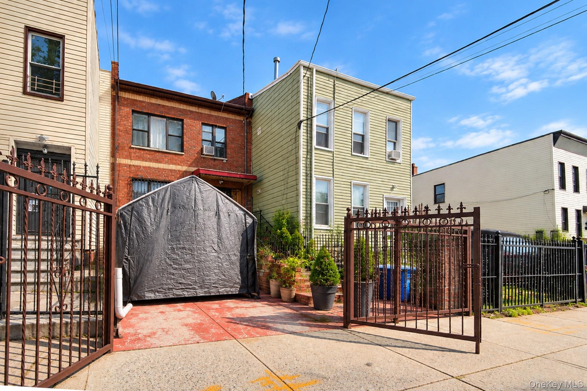 121 Montauk Avenue – For Sale photo 2