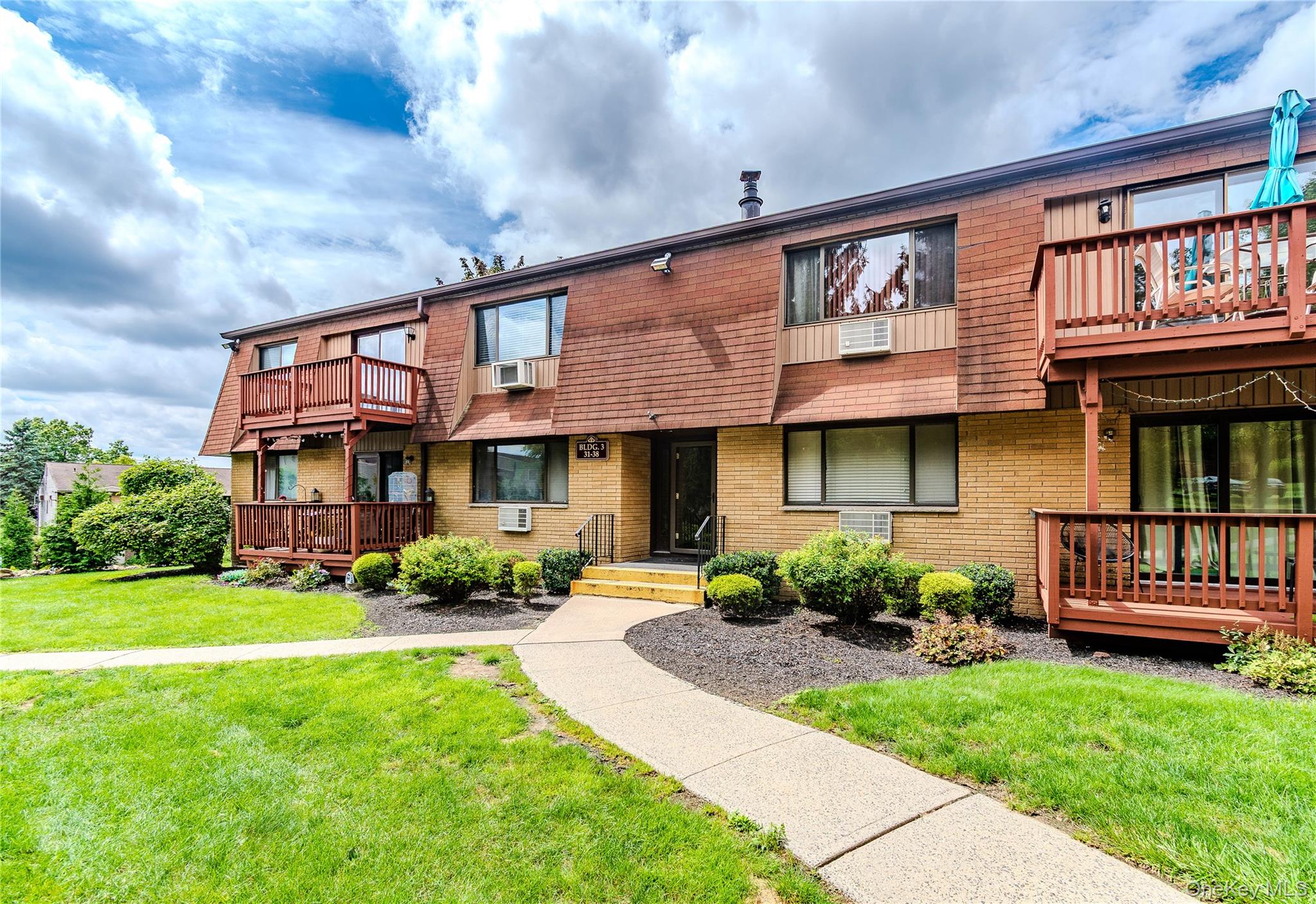 36 Richard Court – For Sale photo 2