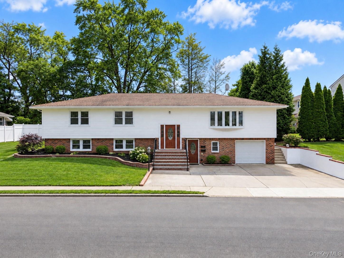 193 Frederick Avenue – For Sale