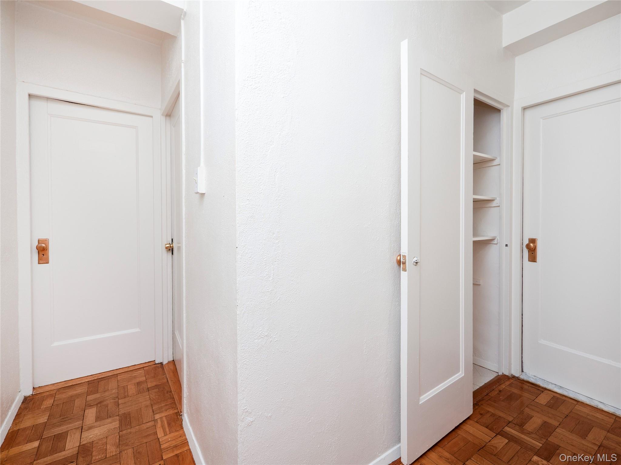 2150 E Tremont Avenue, Unit 4C photo 9