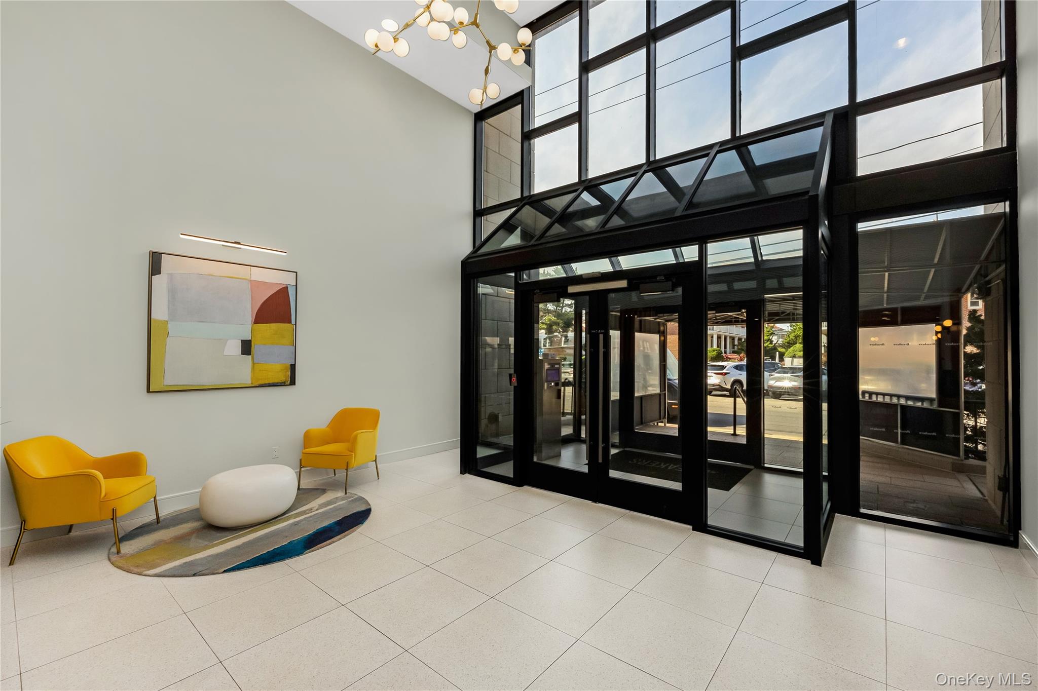 230 W Broadway, Unit 609 photo 4