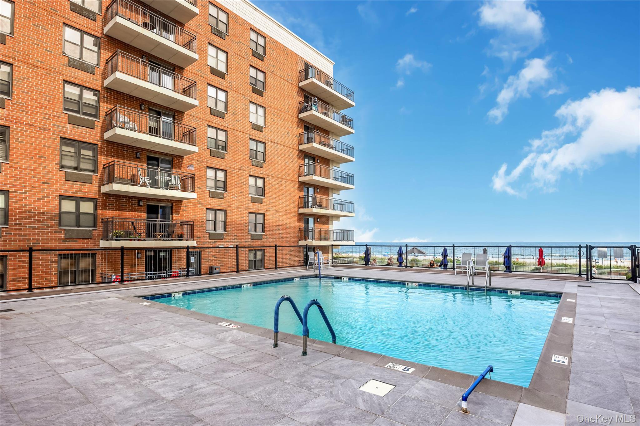 230 W Broadway, Unit 609 photo 28