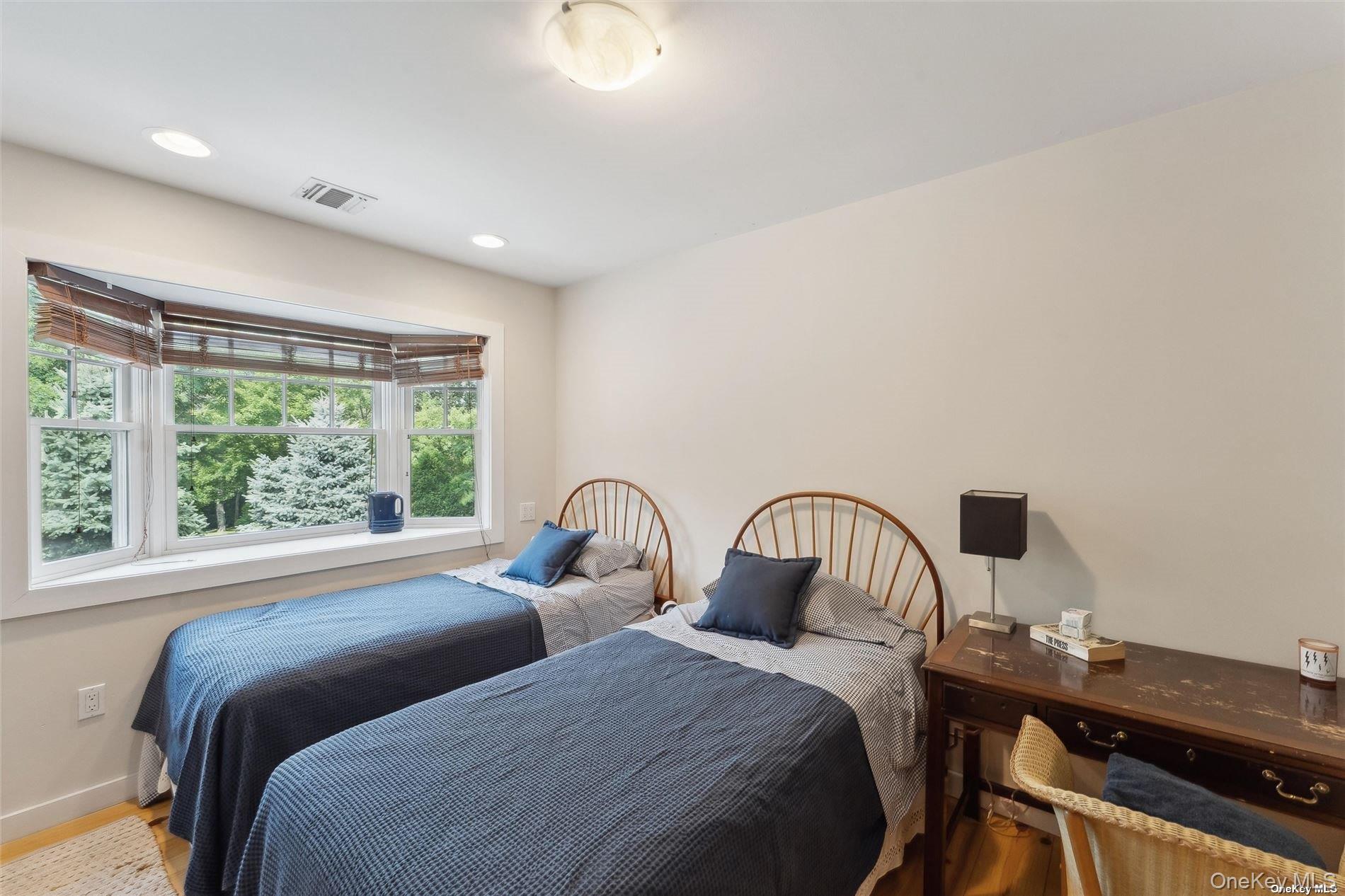 50 Old Main Road – For Rent photo 31