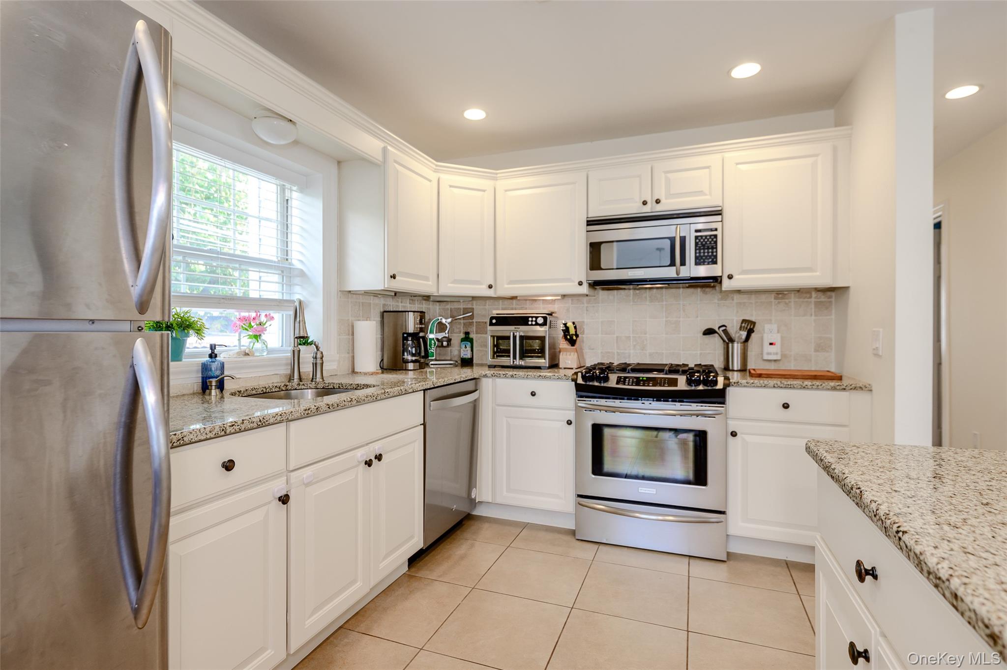 108 Neptune Boulevard, Unit Upper photo 7