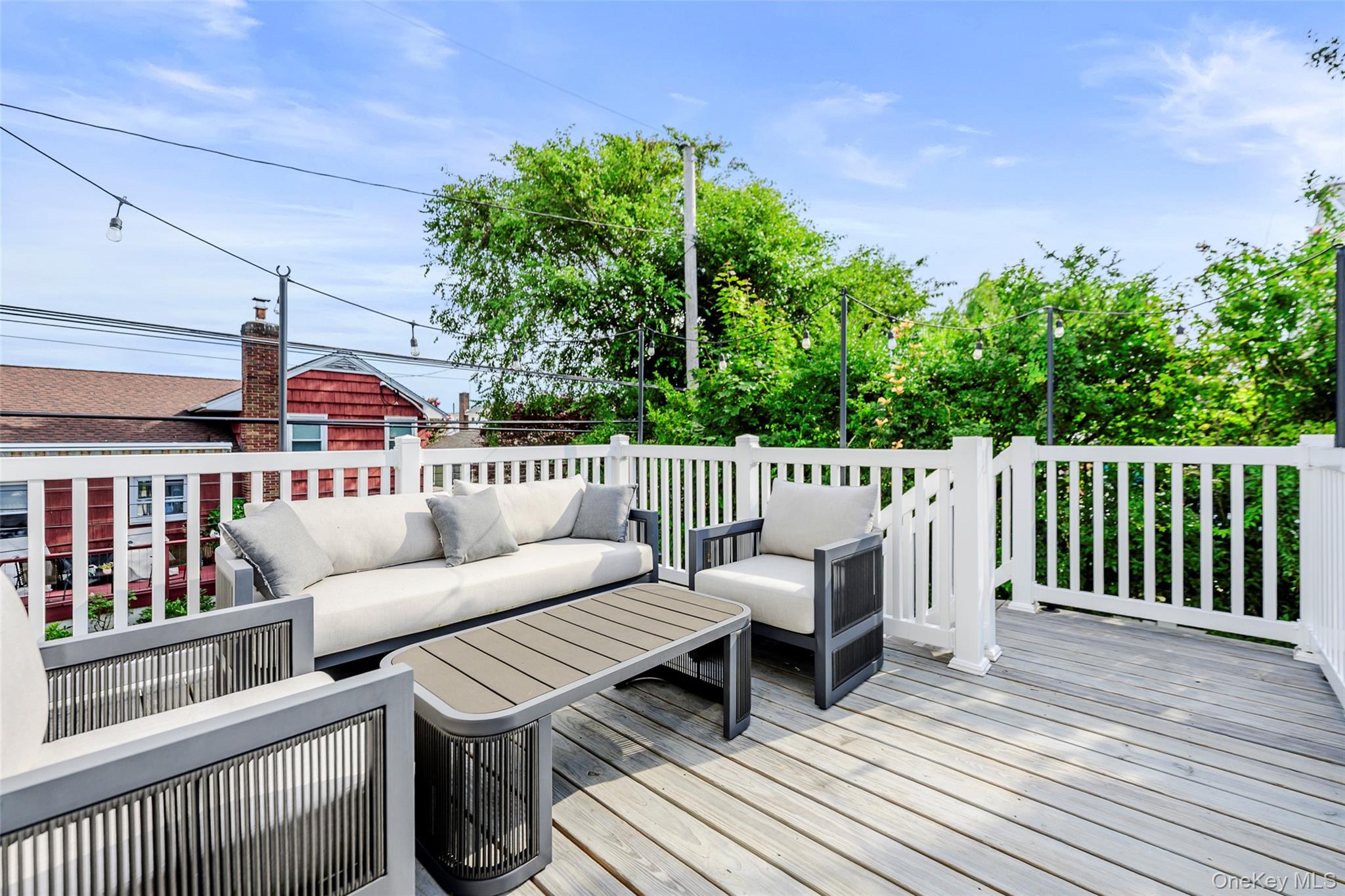 108 Neptune Boulevard, Unit Upper photo 22