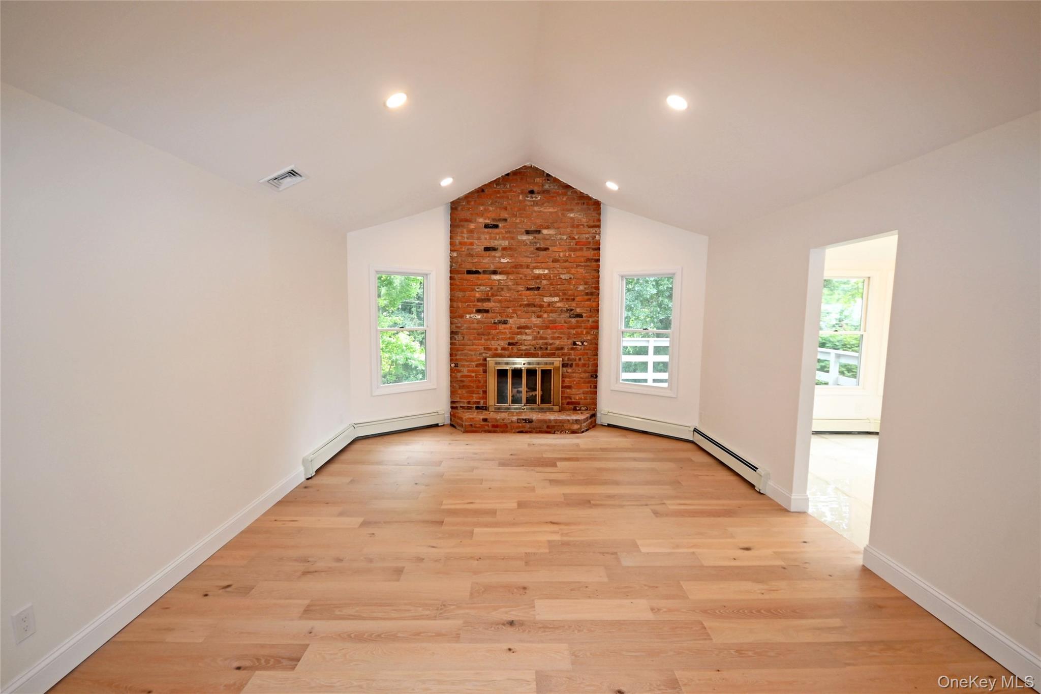 19 Carriage Road – For Rent photo 9