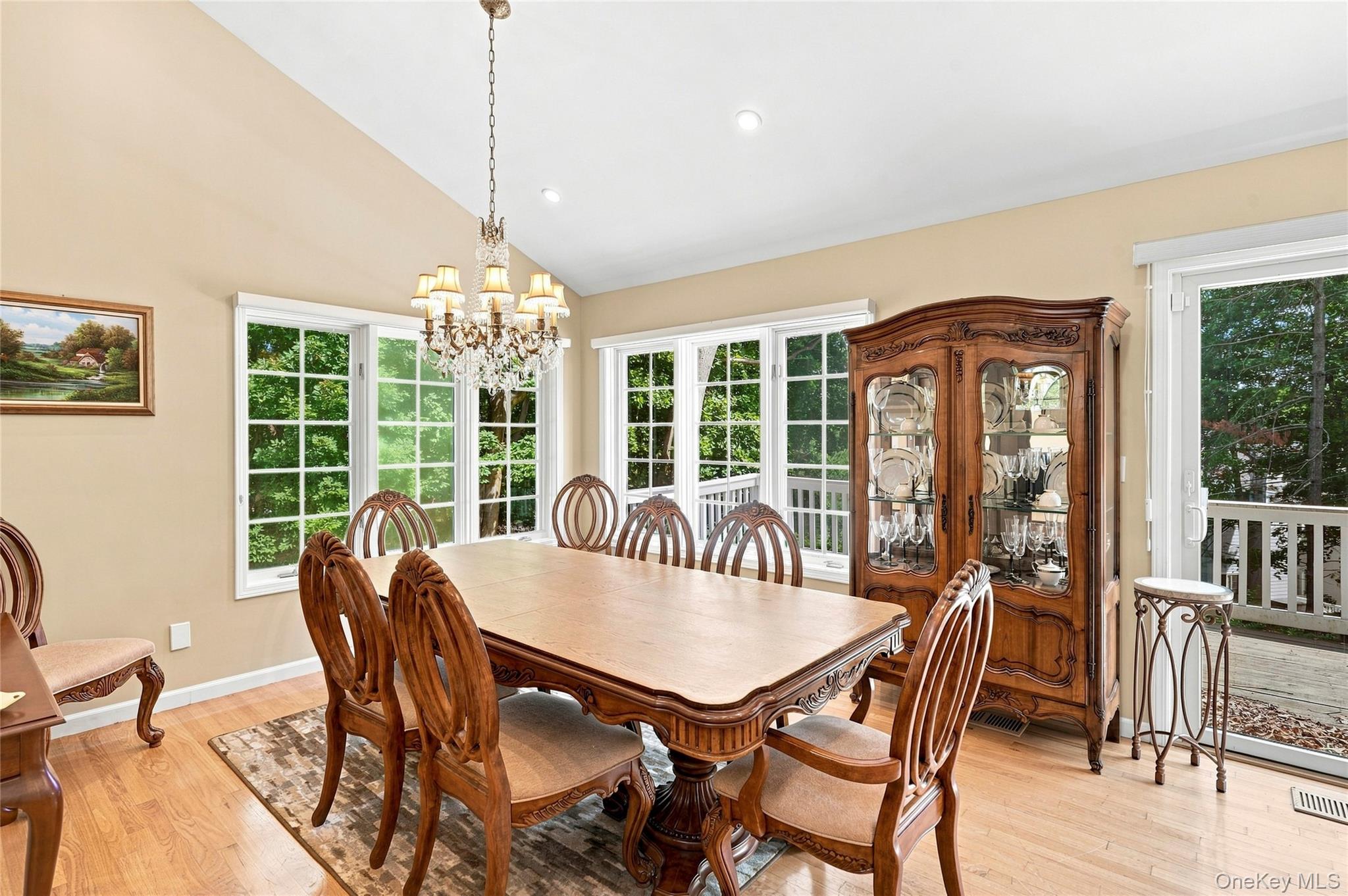 24 Oakcrest Lane – For Sale photo 9