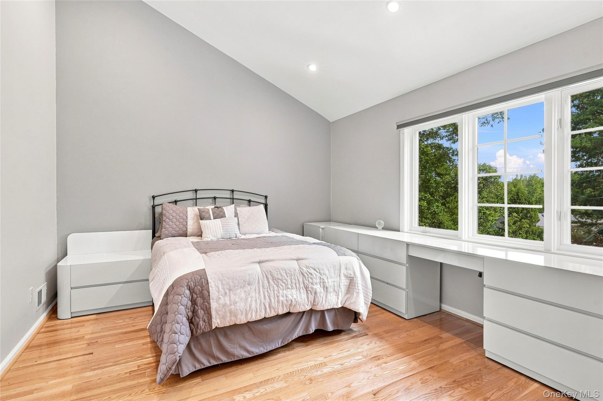 24 Oakcrest Lane – For Sale photo 22