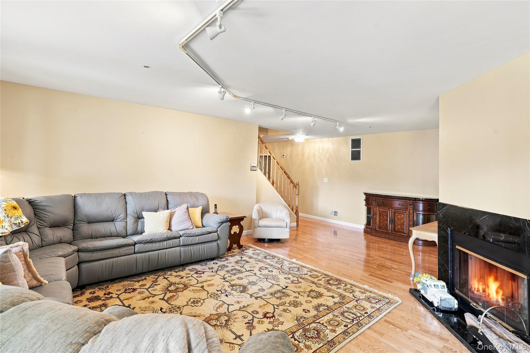 24 Oakcrest Lane – For Sale photo 29