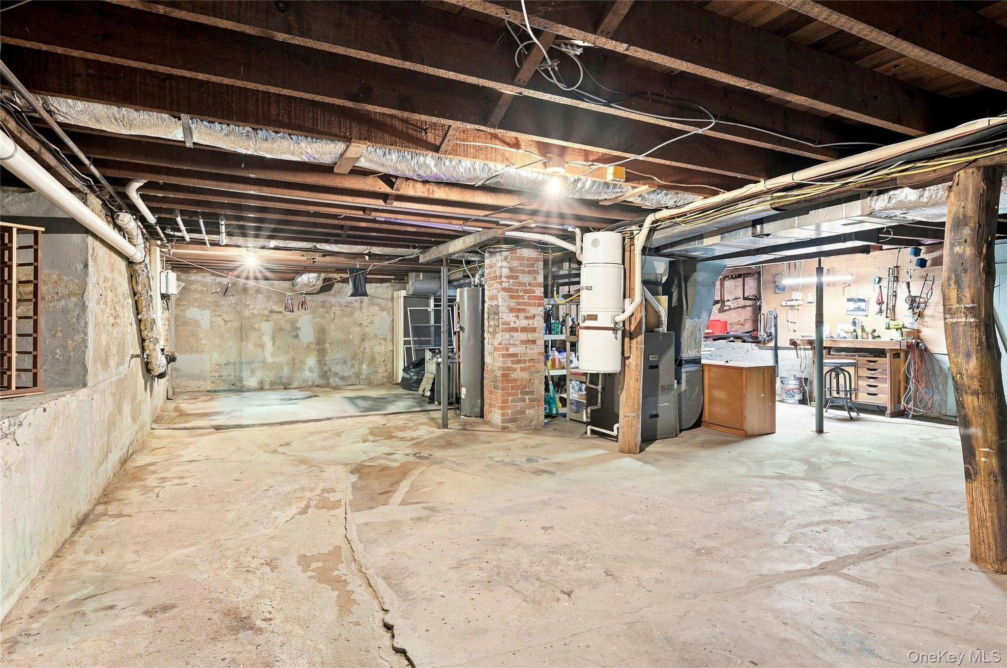 534 Main Street – For Sale photo 32